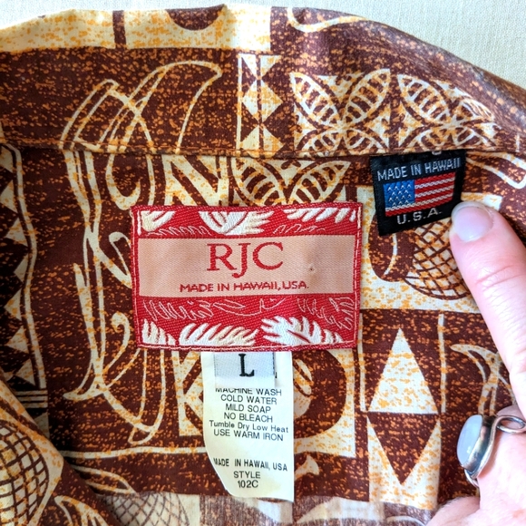 RJC men's button down Hawaiian shirt - Picture 3 of 5